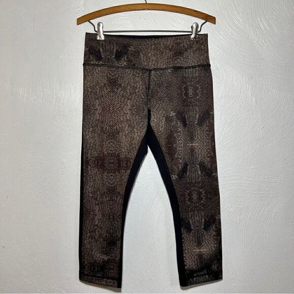 Lululemon Wunder Under Crop II *Full-On Luon in Golden Godess Cashew / Black - Picture 4 of 8